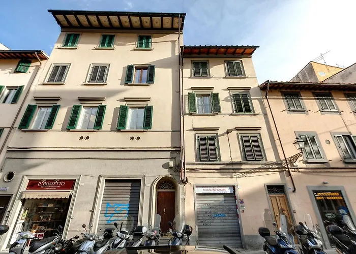 Corinne Apartment By Mamo Florence